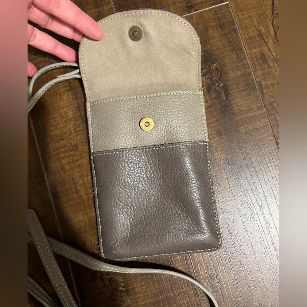 Montana West Tooled leather mini crossbody / belt bag - Picture 6 of 10